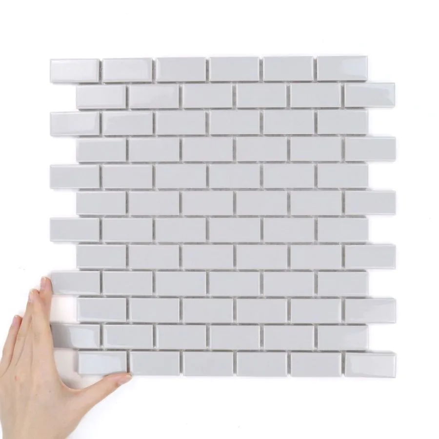 Fliese Mini Ziegel Hellgrau Glänzend