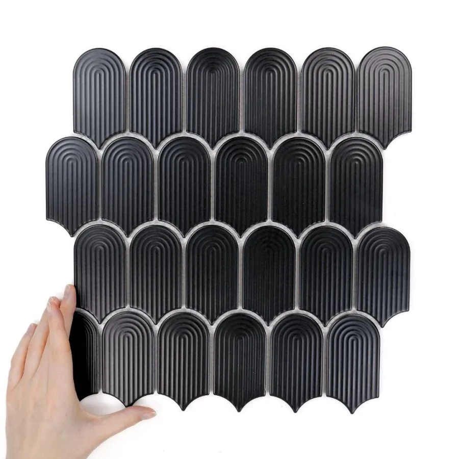 Fliese Wave Schwarz Matt