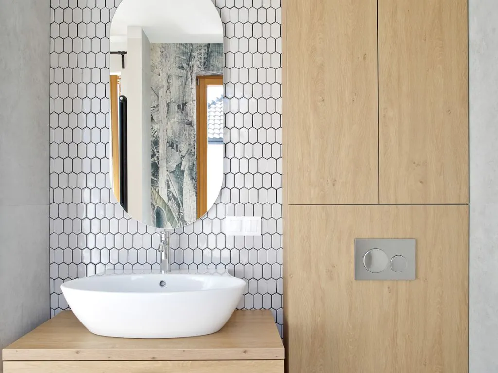 Holz im Badezimmer – ist das eine gute Idee?
