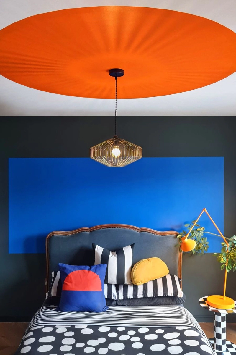 styl-memphis-group-kolorowe-wnetrza-raw-decor-radzi-zrodlo-ig-hannah_drakeford_design